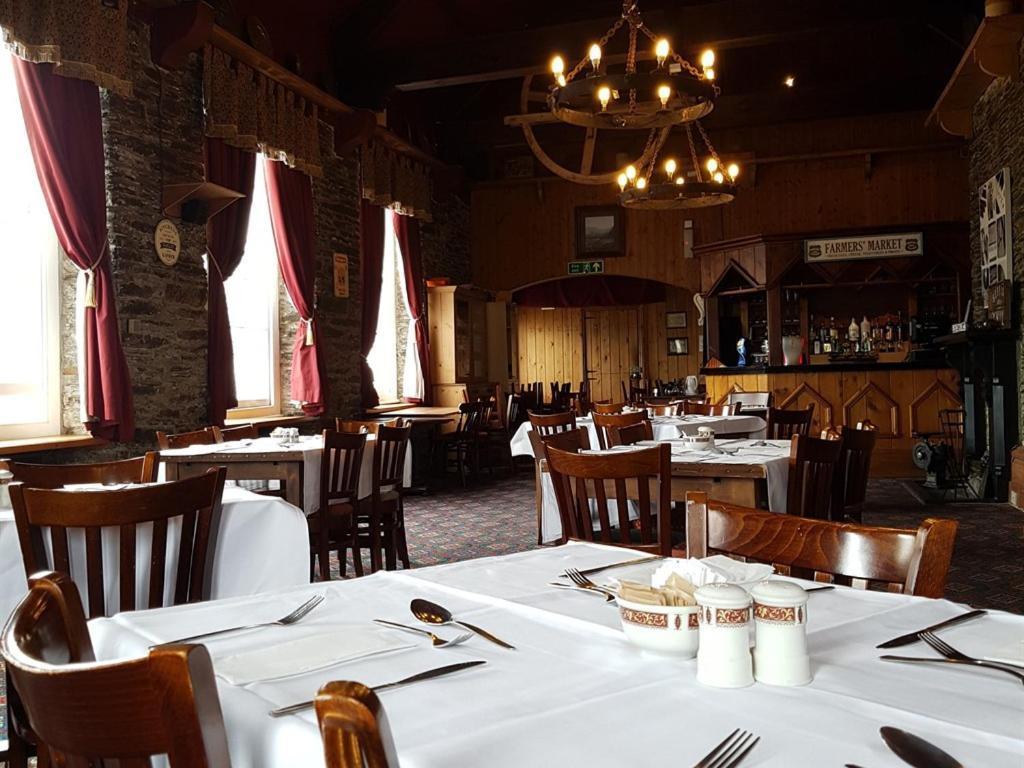 The Swan Hotel Wadebridge Extérieur photo